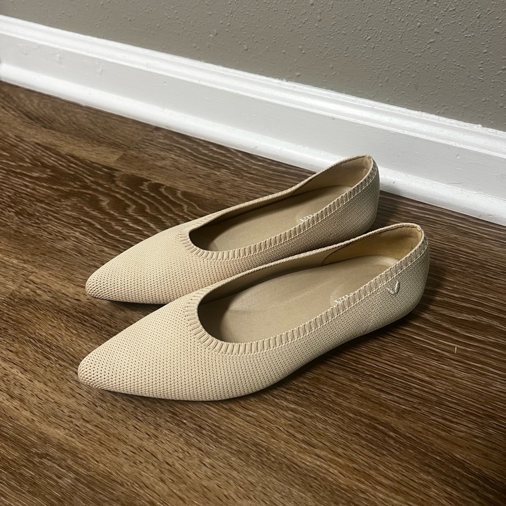 Pointed Tow Ballet Flat